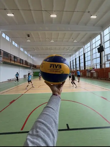Siatkówka wraca na halę SP4 w Łęczycy – klub zaprasza na treningi