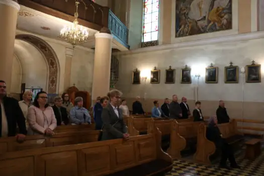 Witonianie pożegnali szczątki 250 przodków. Wzruszająca uroczystość ponownego pochówku