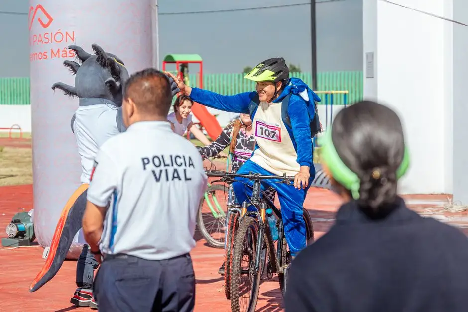 Plebiscyt na najpopularniejszego sportowca 100-lecia sportu w Policji – trwa głosowanie